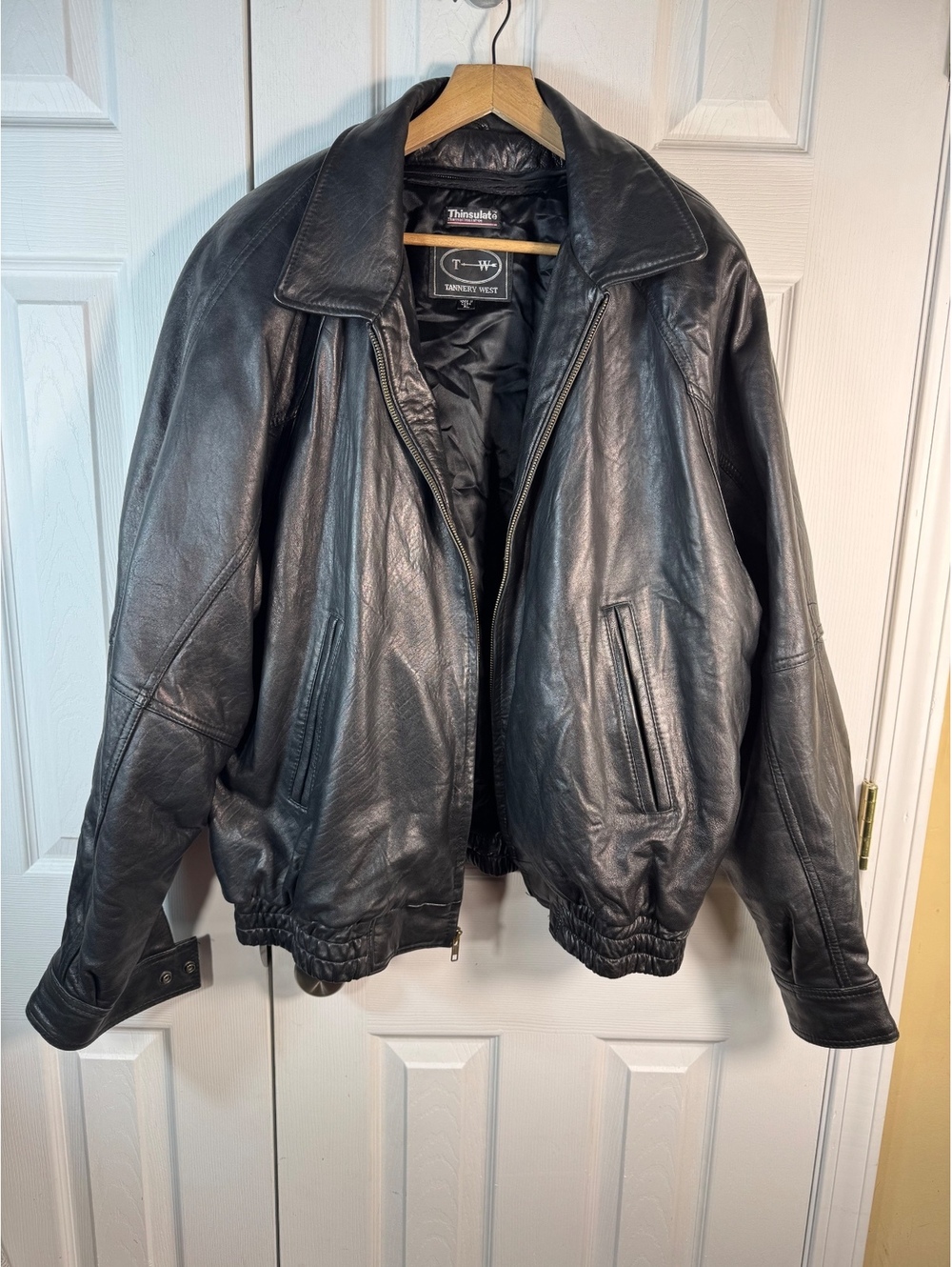 Tannery West Men's Black Leather Jacket with Thinsulate Insulation XL